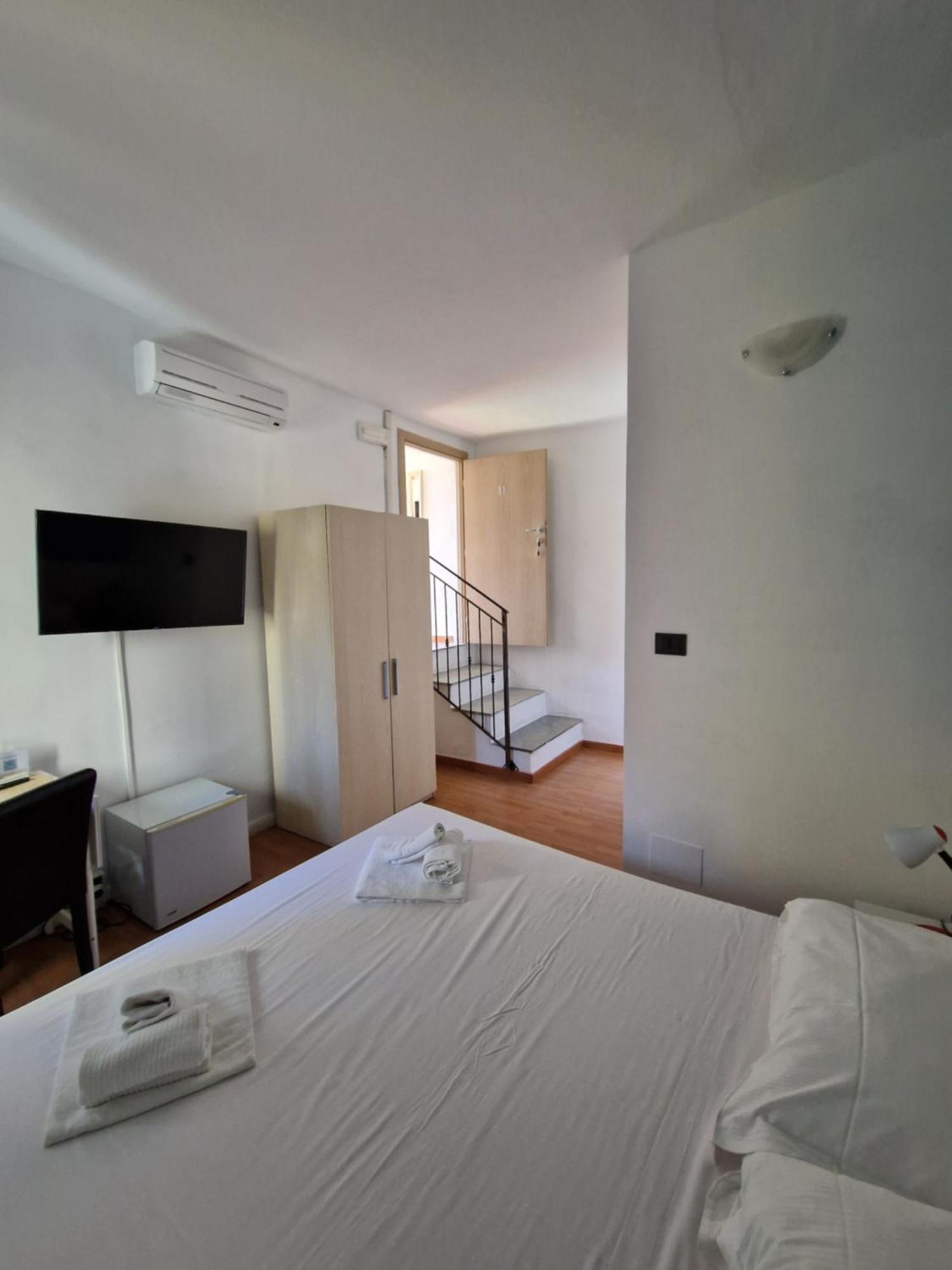 Vela Bianca H & R Hotel Diano Marina Kamer foto